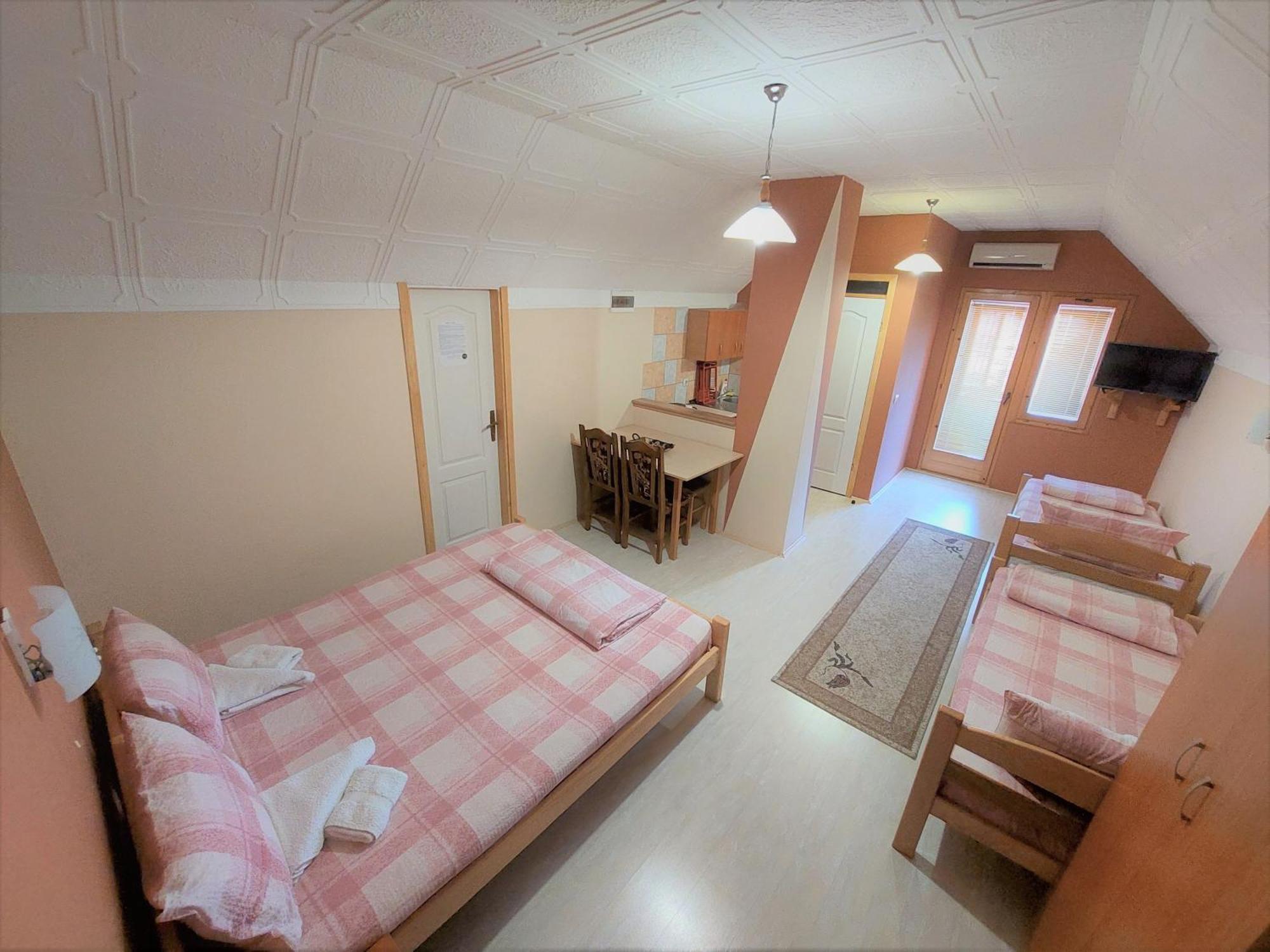 Apartments Nikolic Сокобаня Екстер'єр фото